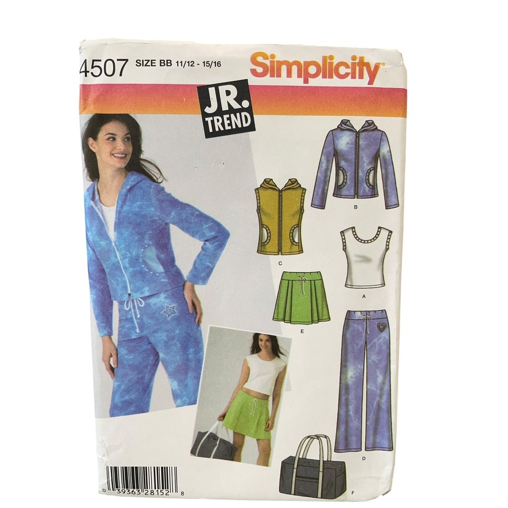 Simplicity 4507 Jr. Trend Knit Top Jacket Pants Skirt Tote Bag Size 11-16